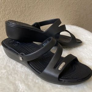 Patricia Crocs sandals